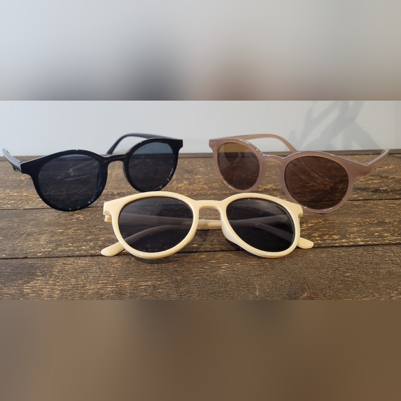 3 pack Ladies Sunglasses - Picture 3 of 4